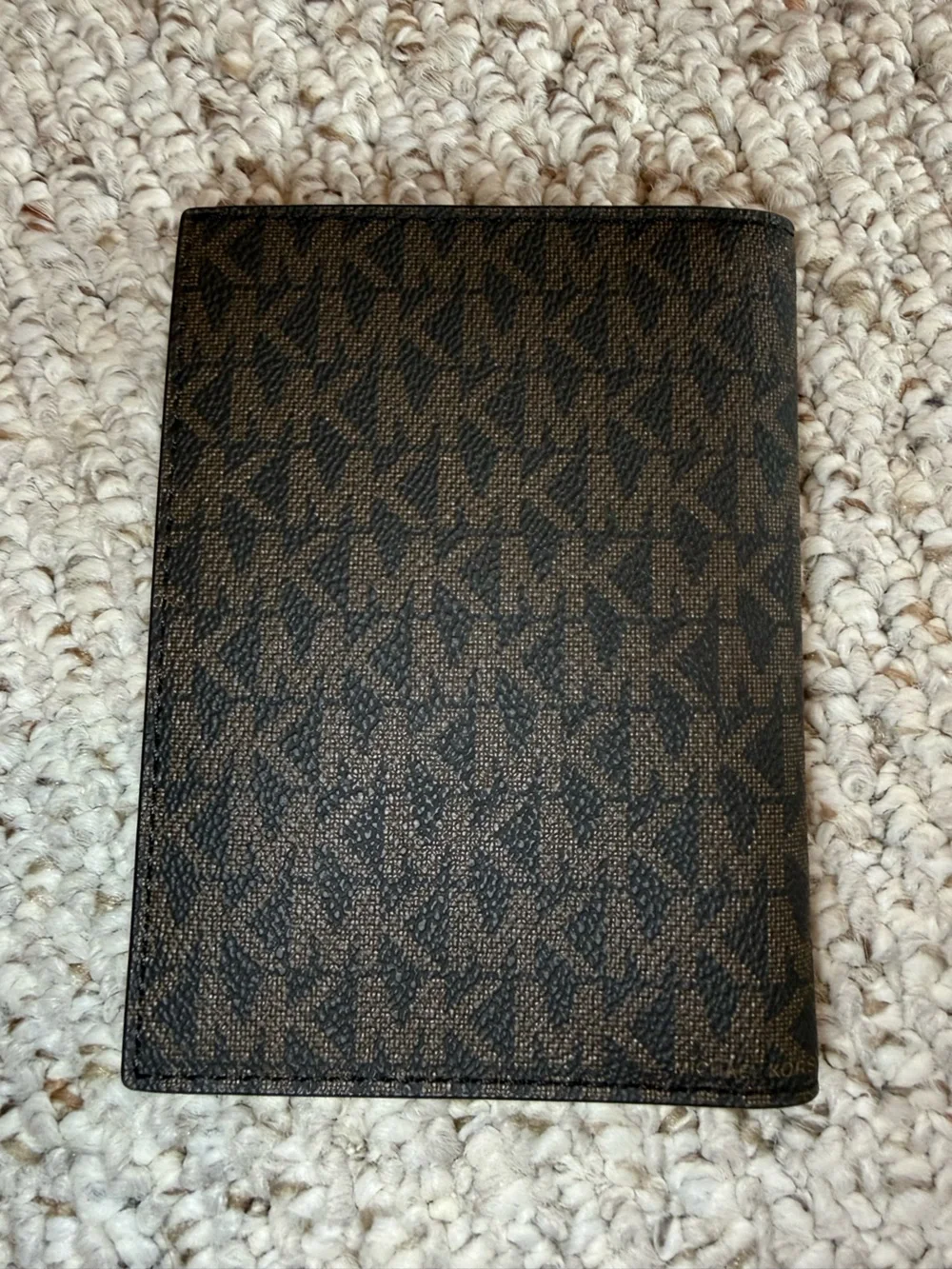 NWT Michael Kors Signature Passport Holder Travel Wallet